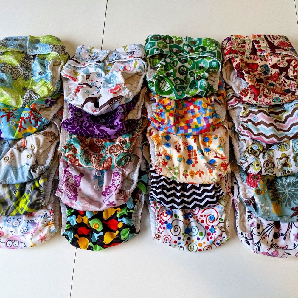 Lot 20 GlowBug Pocket Cloth Diapers + 35 Inserts